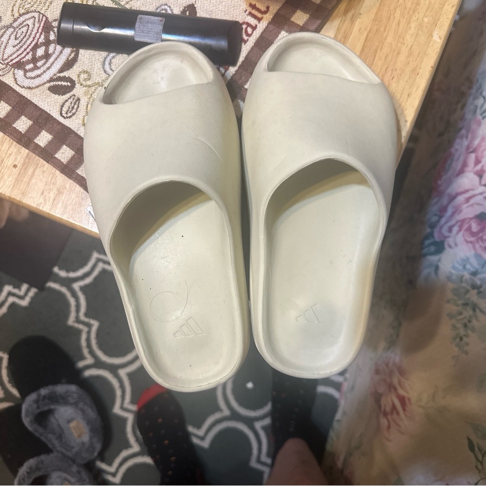 Nike size 8 adidas Yeezy slide flax